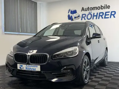 Gebraucht BMW 218 Sport Line 140 PS (102 kW) 2019 Imperialblau brillanteffekt me Van / Kleinbus