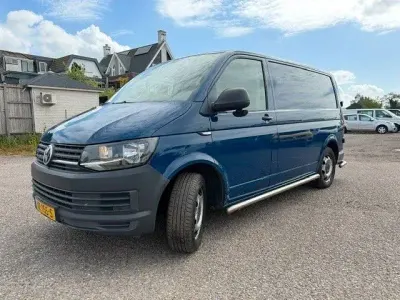 Gebraucht VW Transporter 150 PS (110 kW) 2017 Blau Van
