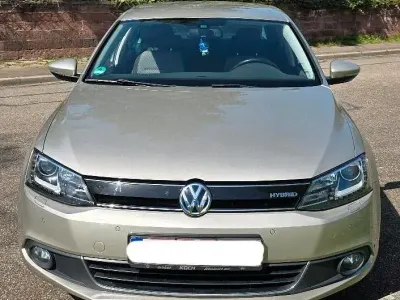 Gebraucht VW Jetta Comfortline 150 PS (110 kW) 2014 Beige Limousine