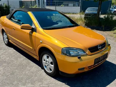 Używany Opel Astra Cabriolet 125 KM (91 kW) 2003 Złoty Kabriolet