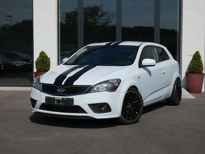 Gebraucht Kia Ceed 90 PS (66 kW) 2011 Weiß Kleinwagen