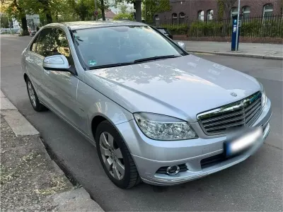 Gebraucht Mercedes C180 156 PS (114 kW) 2007 Silber Limousine