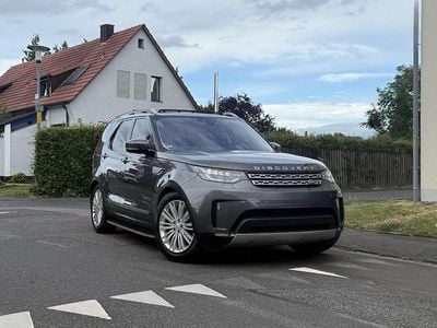 Land Rover Discovery 5