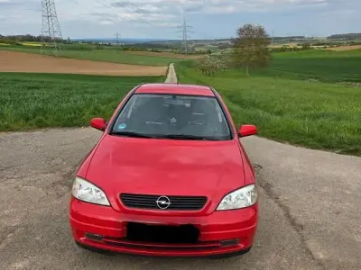 Gebraucht Opel Astra 101 PS (74 kW) 2000 Rot Limousine