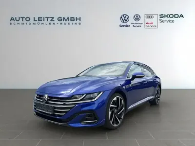 Gebraucht VW Arteon R-line 200 PS (147 kW) 2021 Lapiz blue (metallic) Kombi