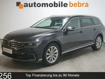 Usata VW Passat Sport 218 CV (160 kW) 2022 Grigio Station wagon