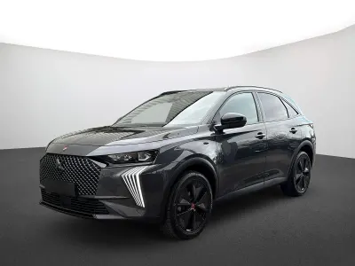 Gebraucht DS Automobiles DS7 Crossback Performance Line Plus 131 PS (96 kW) 2024 Lackierung titangrau/metallic klarlack SUV