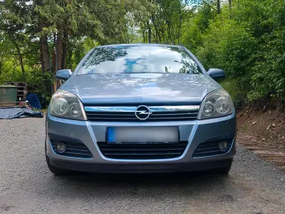 Gebraucht Opel Astra 125 PS (91 kW) 2006 Blau Coupé