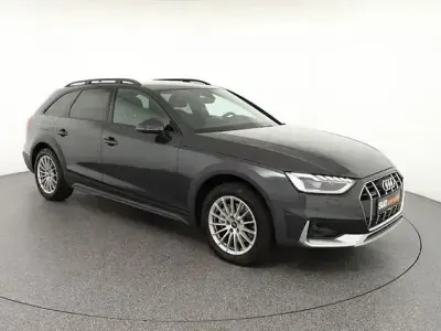 Używany Audi A4 Allroad Sport 204 KM (150 kW) 2022 Szary Kombi