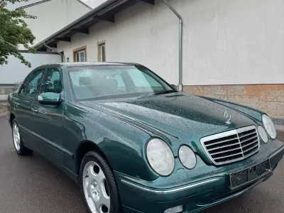 Gebraucht Mercedes E430 Avantgarde 278 PS (204 kW) 2001 Grün Limousine