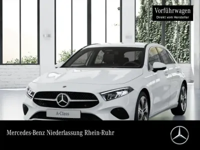 Gebraucht Mercedes A200 Progressive 163 PS (119 kW) 2026 Weiß Limousine