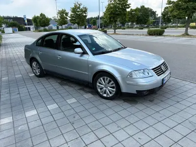 Gebraucht VW Passat Highline 170 PS (125 kW) 2002 Silber Limousine