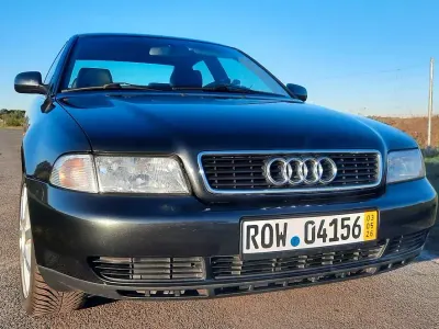 Gebraucht Audi A4 Basis 165 PS (121 kW) 1998 Limousine