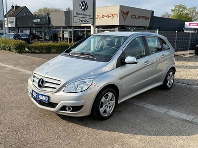 Gebraucht Mercedes B200 136 PS (100 kW) 2009 Silber Van / Kleinbus