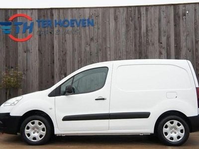 Gebraucht Peugeot Partner 75 PS (55 kW) 2014 Weiß Van / Kleinbus