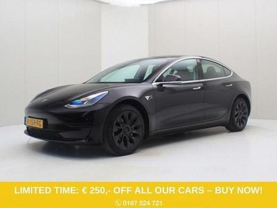 Schwarz Gebraucht 2020 Tesla Model 3 Standard Range Limousine | 19.900 € (Guter Preis)