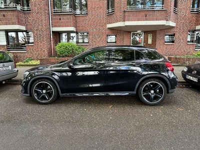 gebraucht Mercedes GLA220 d 7G-DCT AMG Line