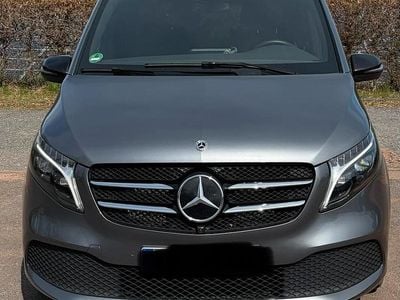 Usata Mercedes V250 Edition 184 CV (135 kW) 2023 Grigio Monovolume