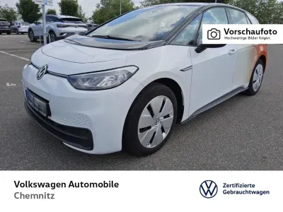 Gebraucht VW ID.3 Pure 110 kW (150 PS) 2021 Gletscherweiß metallic/schwarz Kleinwagen