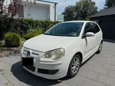 Gebraucht VW Polo 80 PS (58 kW) 2009 Weiß Kleinwagen