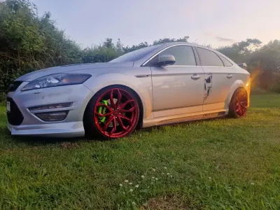 Gebraucht Ford Mondeo 239 PS (175 kW) 2012 Silber Coupé
