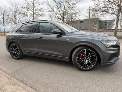 Gebraucht Audi Q8 S-Line 286 PS (210 kW) 2019 Grau SUV