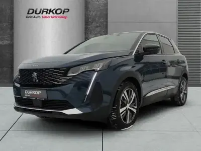 Gebraucht Peugeot 3008 Allure 136 PS (100 kW) 2024 Blau SUV