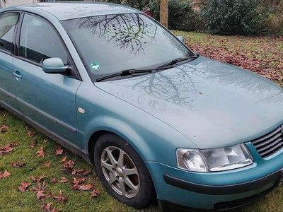 Gebraucht VW Passat 150 PS (110 kW) 1998 Grün Limousine