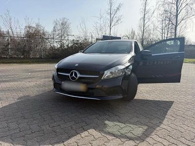 Gebraucht Mercedes A200 136 PS (100 kW) 2016 Schwarz Limousine
