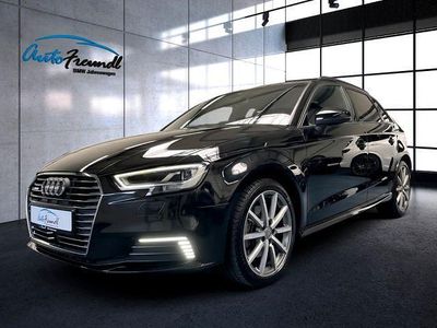 Schwarz Gebraucht 2020 Audi A3 Sportback e-tron S-line plus Kleinwagen | 23.800 € (Teuer)