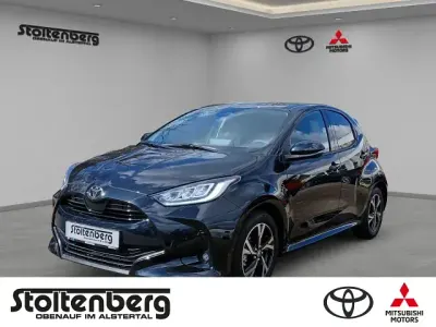 Neu Toyota Yaris Hybrid Team 116 PS (85 kW) 2025 Mysticschwarz mica Kleinwagen