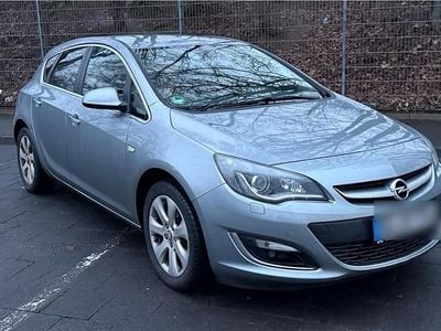 Gebraucht Opel Astra Energy 131 PS (96 kW) 2013 Grau Limousine