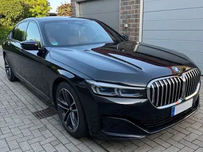 Gebraucht BMW 730 265 PS (194 kW) 2019 Schwarz Limousine