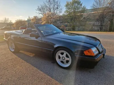 Gebraucht Mercedes SL300 193 PS (141 kW) 1989 Schwarz Cabrio
