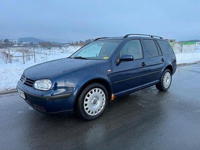 Blau Gebraucht 1999 VW Golf IV Kombi | 2.900 € (Fairer Preis)