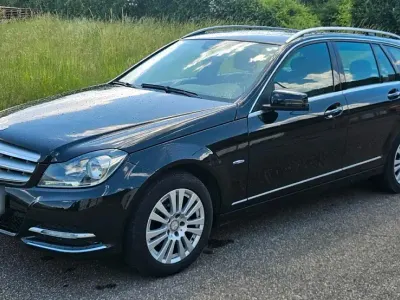Gebraucht Mercedes C180 Avantgarde 156 PS (114 kW) 2012 Schwarz Kombi