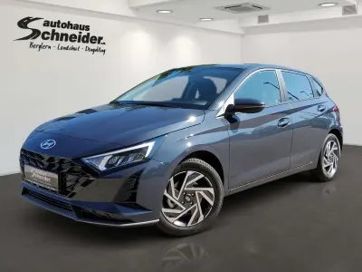 Gebraucht Hyundai i20 Trend 101 PS (74 kW) 2025 Aurora grey Limousine