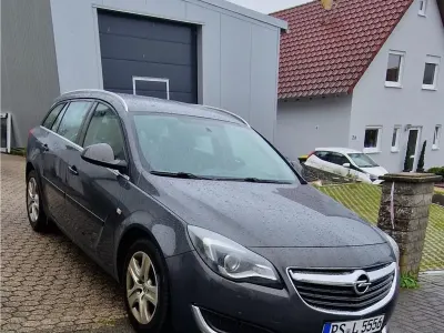 Gebraucht Opel Insignia 136 PS (100 kW) 2016 Grau Kombi