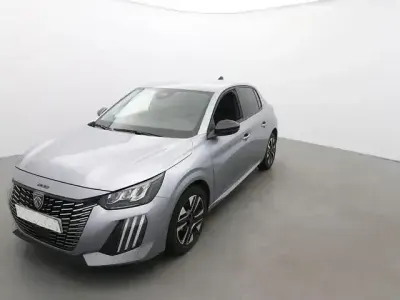 Usata Peugeot 208 Allure 103 CV (75 kW) 2025 Andere Utilitaria