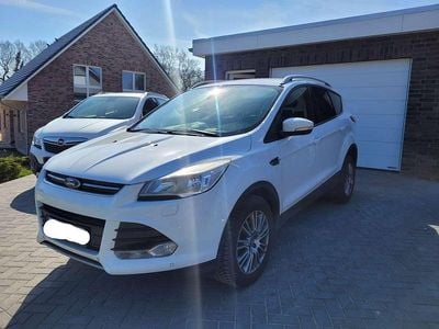 Second-hand Ford Kuga Titanium 150 CP (110 kW) 2014 Alb SUV