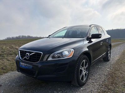Gebraucht Volvo XC60 Momentum 215 PS (158 kW) 2013 Grau SUV