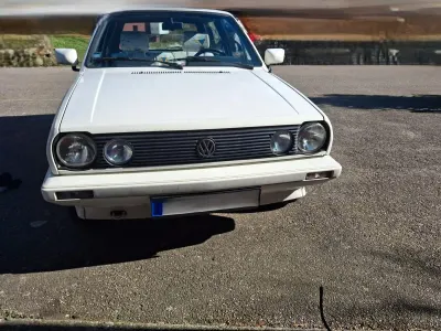 Gebraucht VW Polo 45 PS (33 kW) 1988 Weiß Kleinwagen