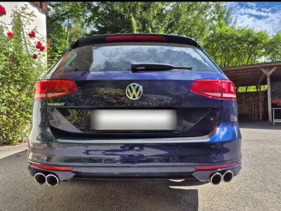 Gebraucht VW Passat 170 PS (125 kW) 2017 Blau Kombi