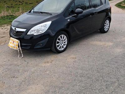 Occasion Opel Meriva 101 ch (74 kW) 2011 Noir Monospace