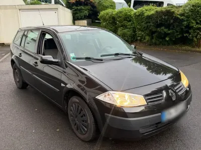 Gebraucht Renault Mégane GrandTour 98 PS (72 kW) 2005 Schwarz Kombi