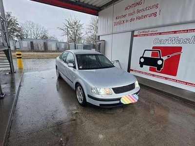 Gebraucht VW Passat Highline 150 PS (110 kW) 1999 Silber Limousine