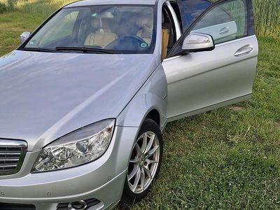 Silber Gebraucht 2007 Mercedes C200 Limousine | 7.600 € (Fairer Preis)