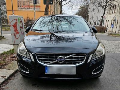 gebraucht Volvo V60 2.0L