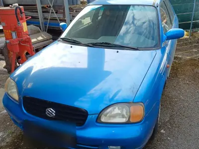 Brugt Suzuki Baleno 85 HK (62 kW) 2001 Blå Hatchback