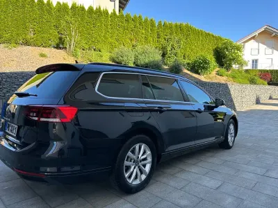 Gebraucht VW Passat Business 150 PS (110 kW) 2021 Schwarz Kombi